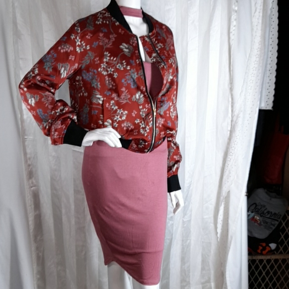 Floral Burgundy Lightweight Bomber Zipper Jacket - Picture 4 of 9